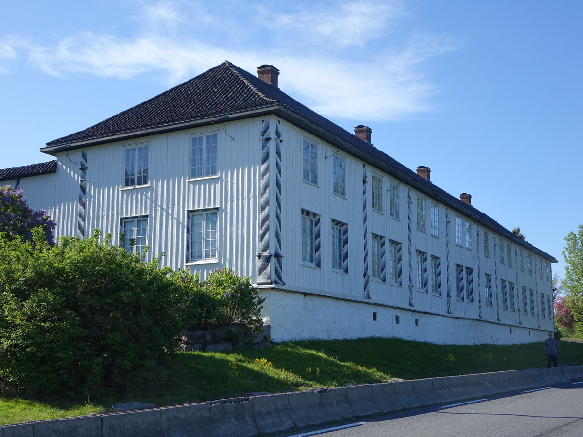 Vestfossen, Fossesholm Herrgard, erbaut 1763 (30.05.2023)