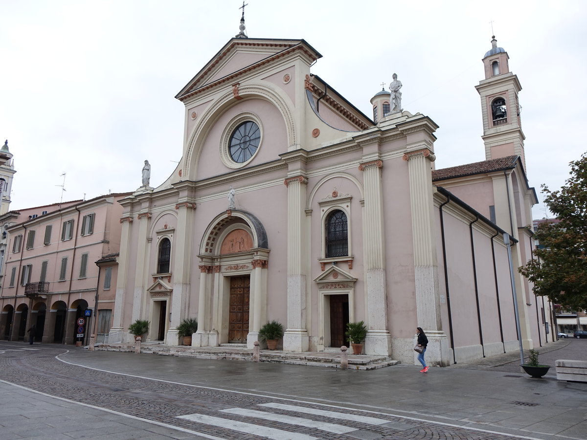 Viadana, Kirche St. Maria Assunta an der Piazza Solferino (10.10.2016)