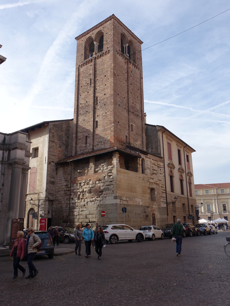 Vicenza, Torre dei Loschi an der Contra Giuseppe Garibaldi (28.10.2017)