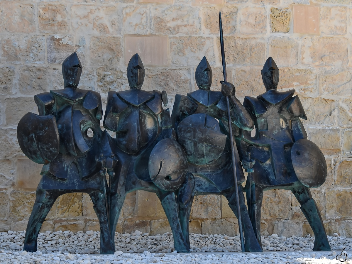 Vier Ritter auf dem Gelnde von Fort St. Elmo in Valletta. (Oktober 2017)