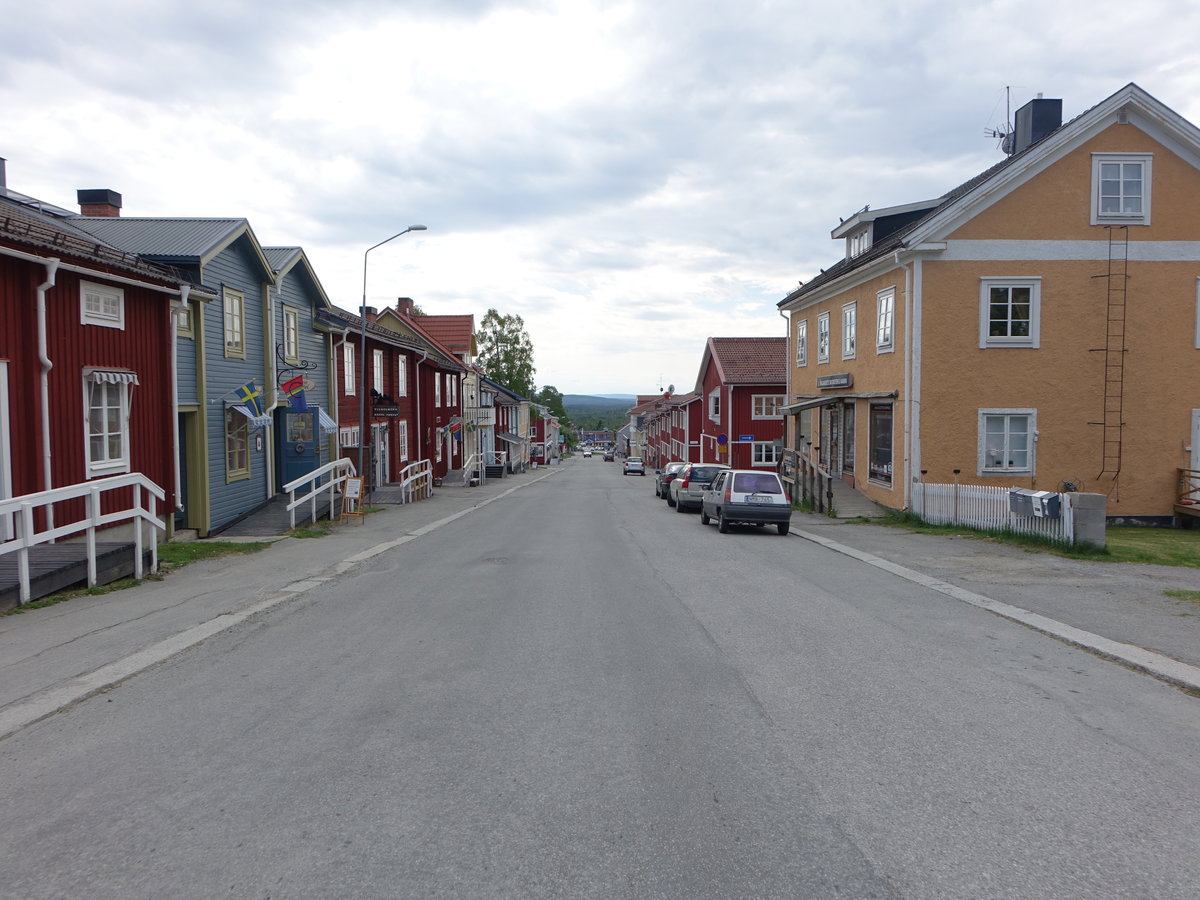 Vilhelmina, historische Holzhuser in der Storgatan Strae (01.06.2018)