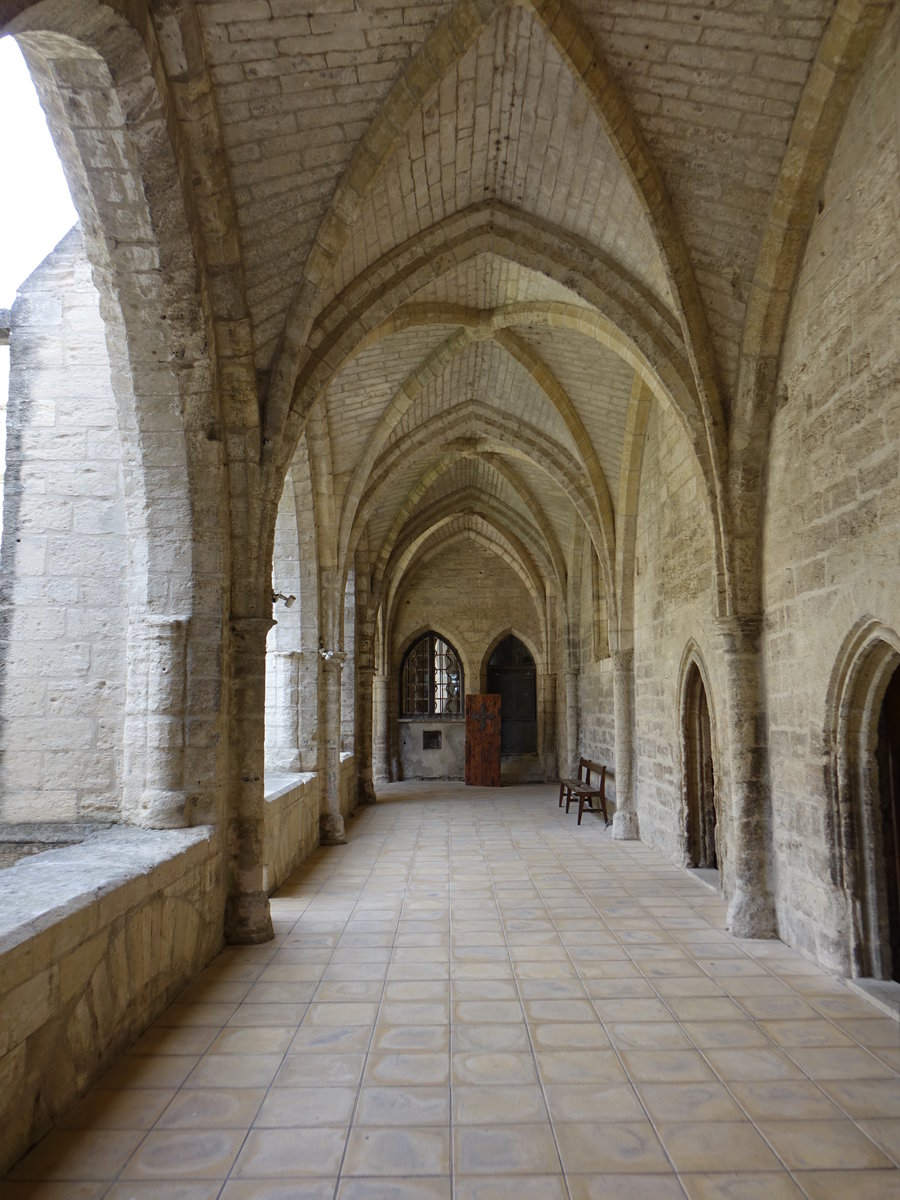 Villeneuve-lès-Avignon, Kreuzgang in der Kartause Val de Benedictin, erbaut bis 1356 (22.09.2017)