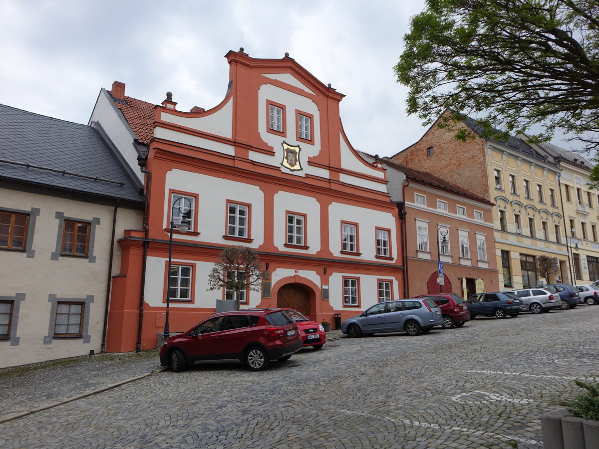 Vimperk, Rathaus am Hauptplatz Namesti Svobody (25.05.2019)