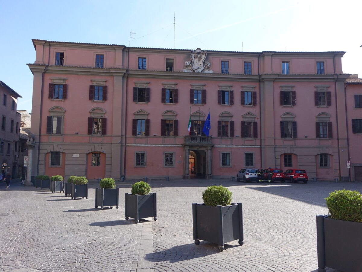 Viterbo, Palazzo del Governo an der Piazza del Plebiscito (24.05.2022)