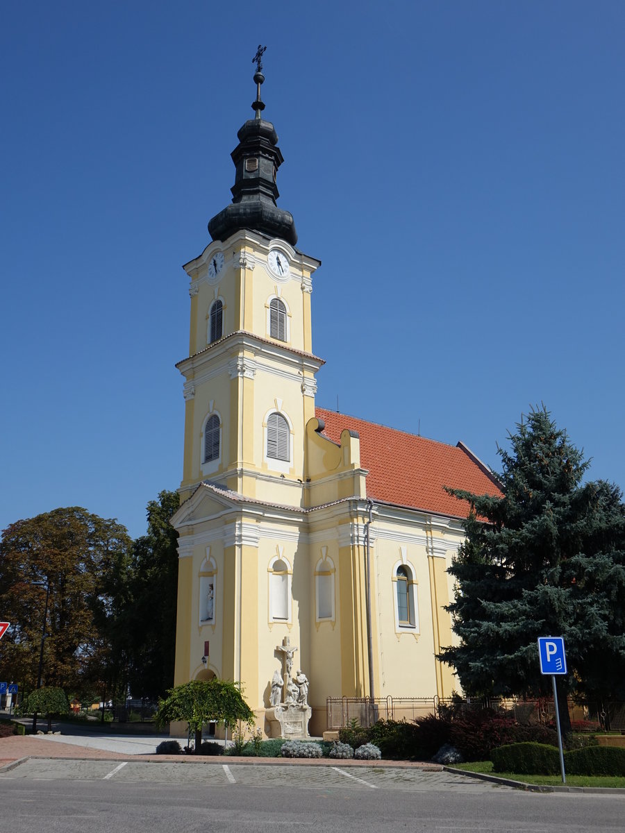 Voderady, kath. Pfarrkirche St. Andreas, erbaut 1714 (29.08.2019)
