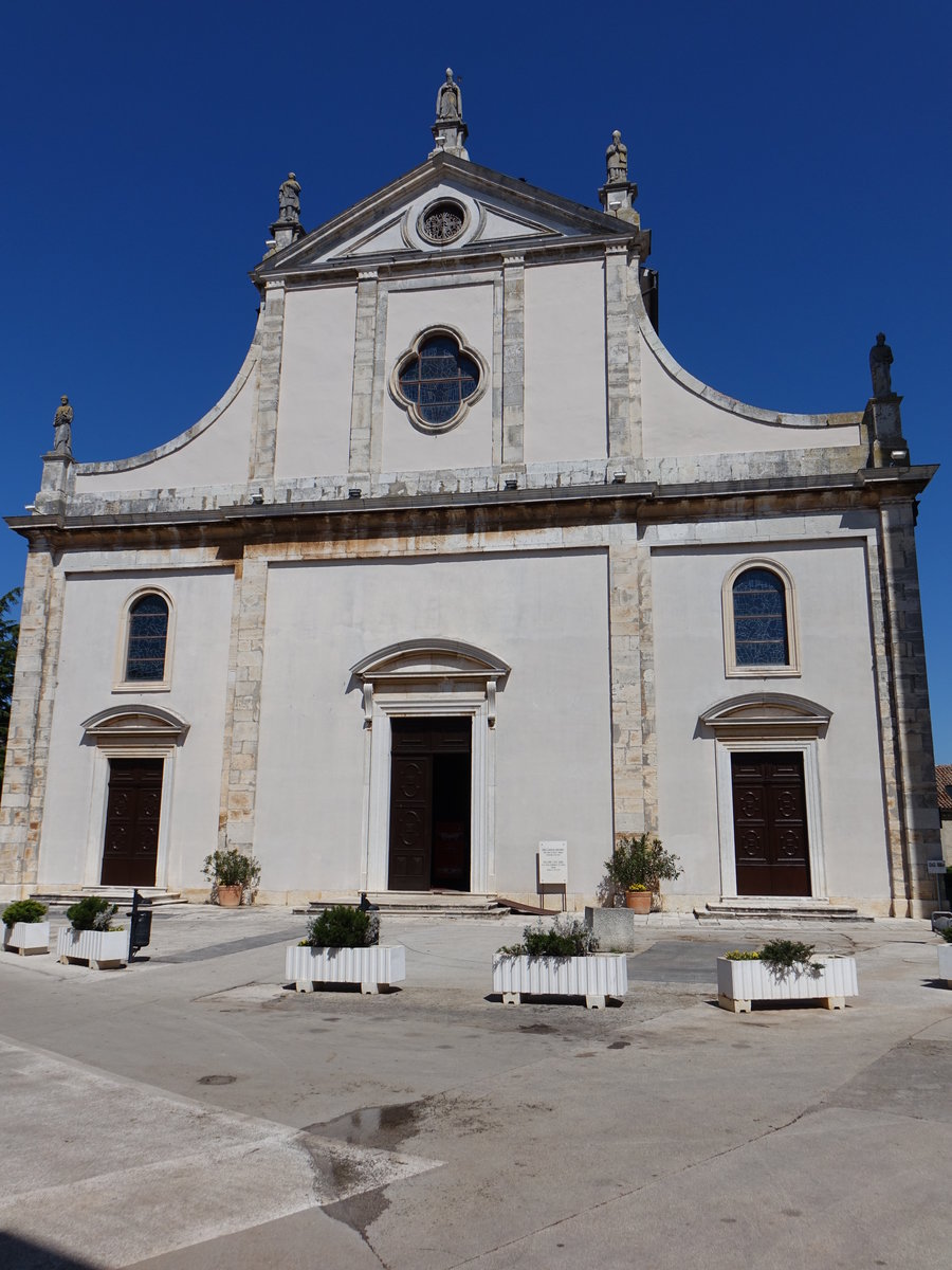 Vodnjan, St. Blasius Basilika, grstes sakrale Bauwerk in Istrien, erbaut 1800 (29.04.2017)