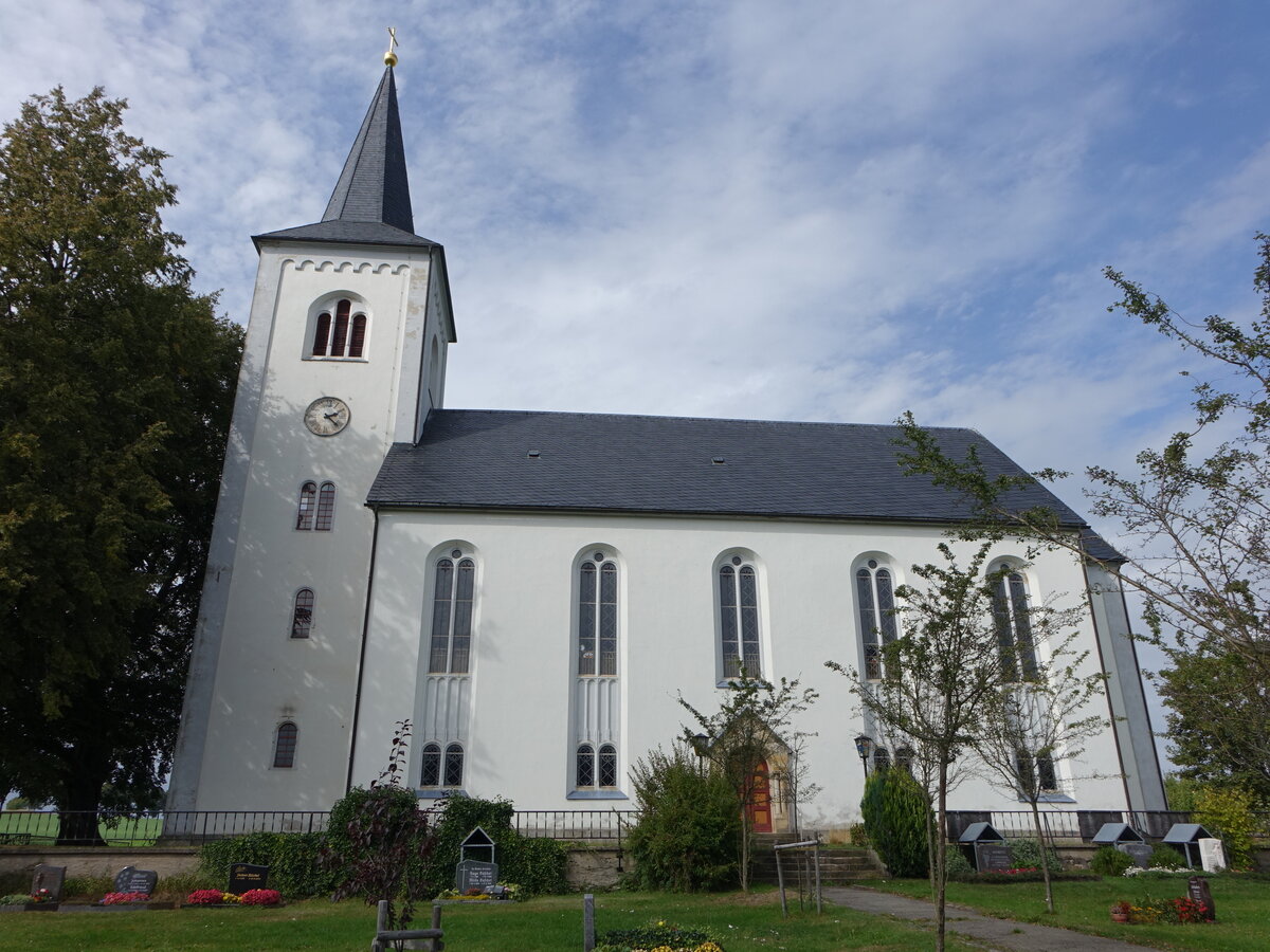 Voigtsdorf, evangelische Kirche, erbaut von 1864 bis 1866 (18.09.2023)