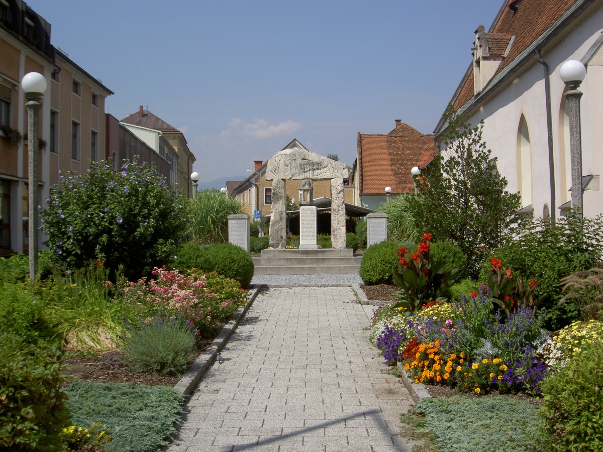 Voitsberg, Kriegerdenkmal am Michaeli Platz (19.08.2013)