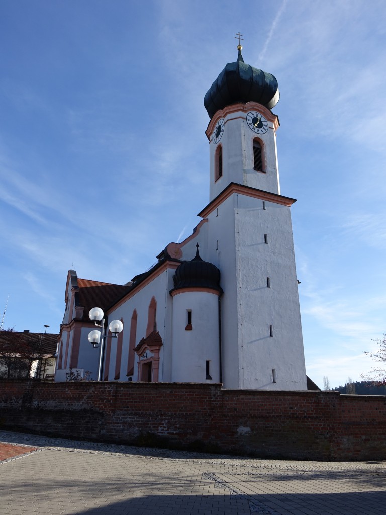 Volkenschwand, Pfarrkirche St. gidius, neubarock erbaut 1905 (26.12.2015)