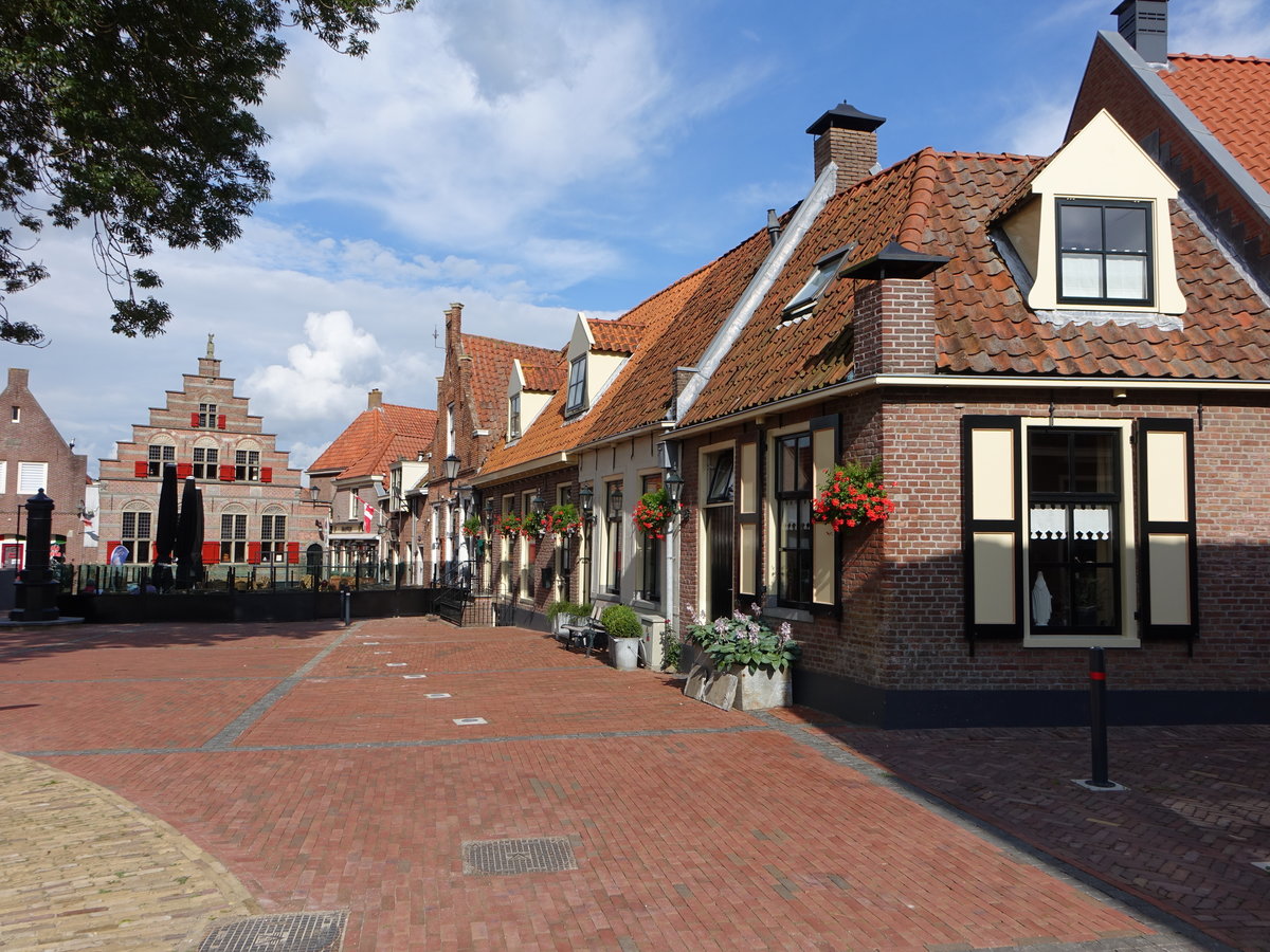 Vollenhove, historische Huser am Kerkplein (24.07.2017) 