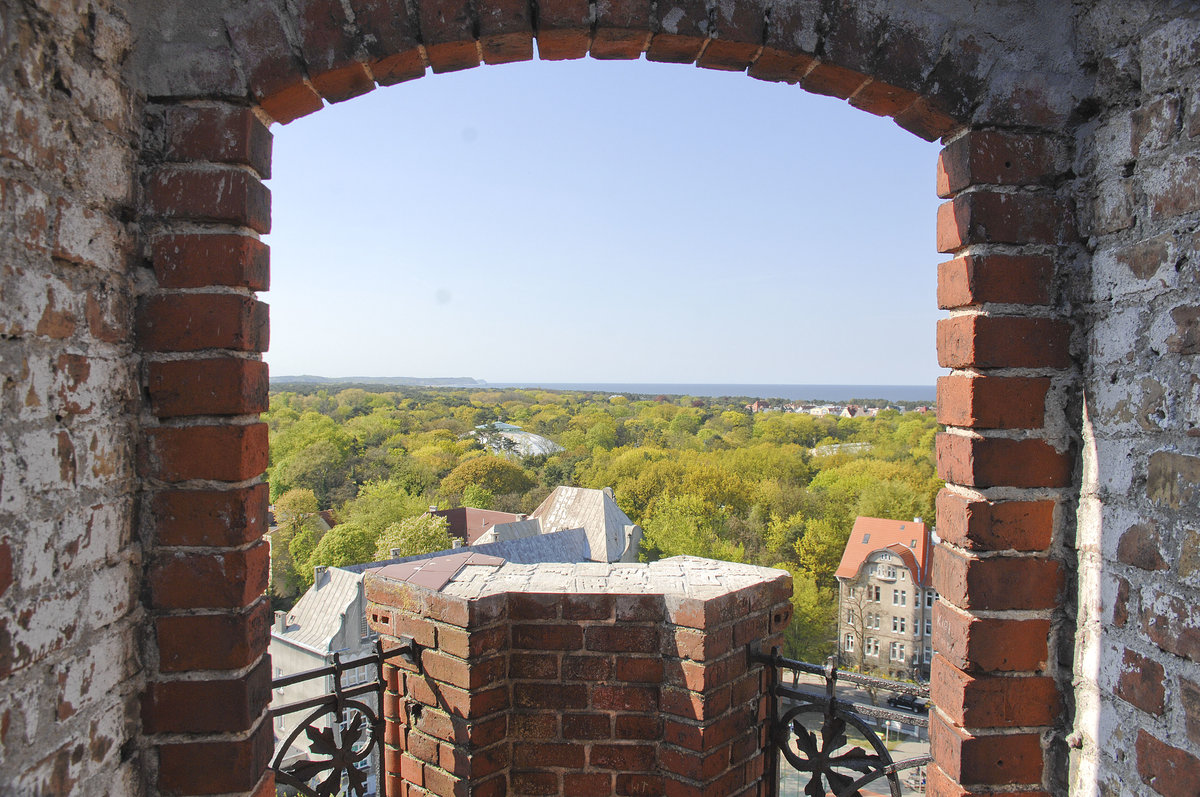 Vom Lutherturm in Świnoujście (Swinemnde) geniet man die schnste Aussicht auf die Stadt und ihre Umgebung. Aufnahme: 7. Mai 2016.