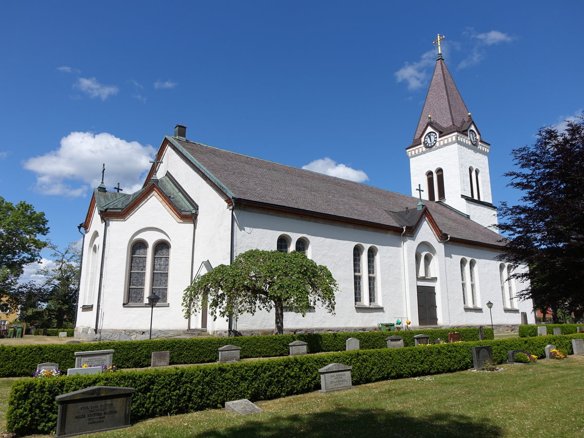 Vrigstad, Ev. Kirche, erbaut von 1865 bis 1866 durch Architekt Fredrik Wilhelm Scholander (12.06.2016)