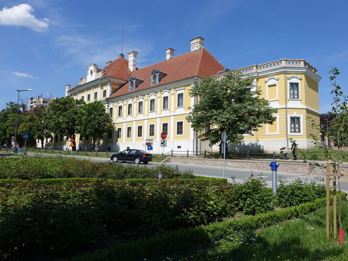 Vukovar, Schloss des Mainzer Kurfrsten Philipp Karl von Eltz, erbaut 1749, seit 1968 Stadtmuseum (02.05.2017)