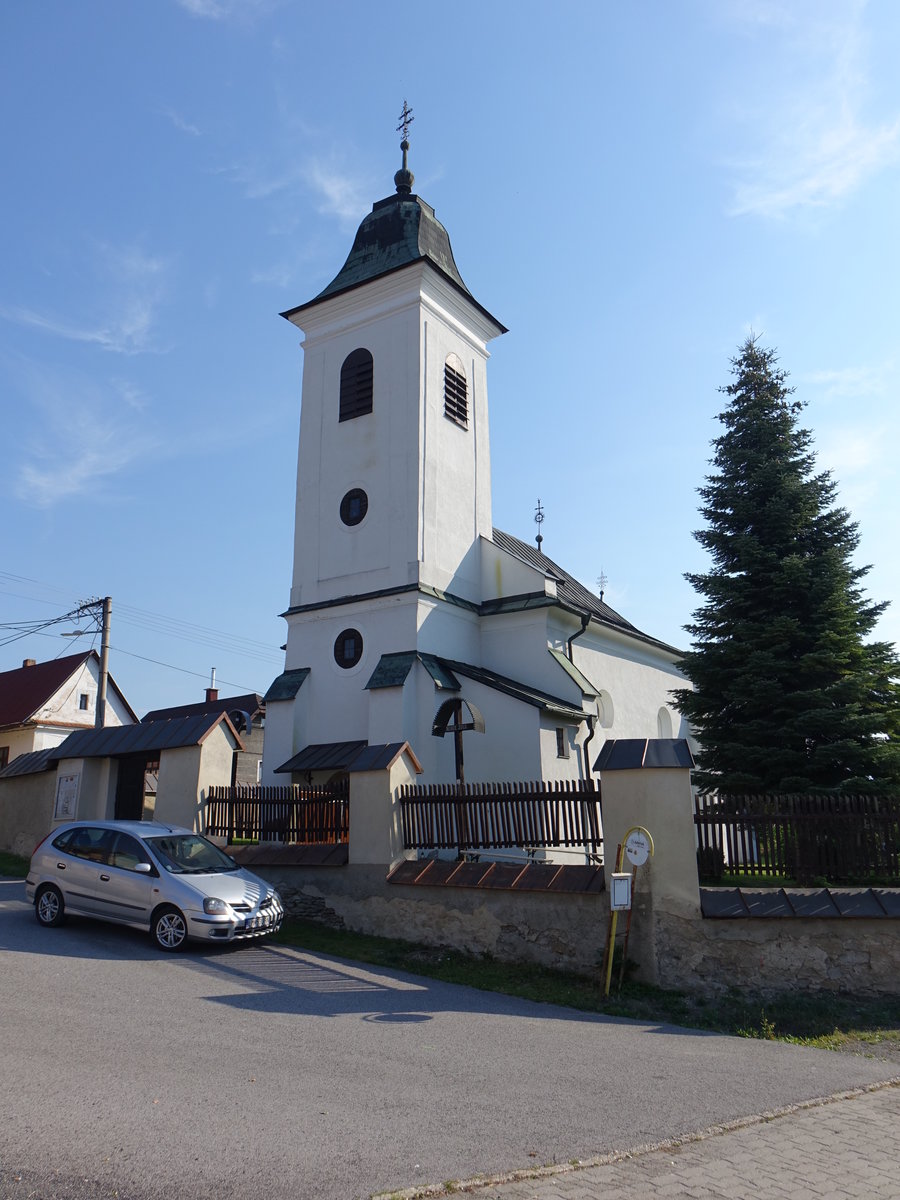 Vychodna, kath. Pfarrkirche St. Stefan, erbaut im 15. Jahrhundert (07.08.2020)