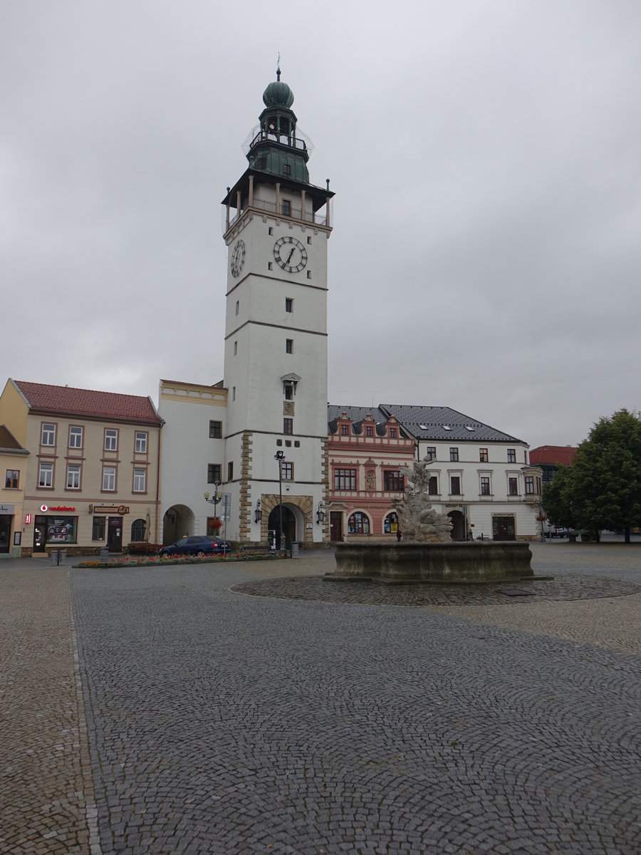 Vyskov / Wischau, Renaissance Rathaus am Masarykovo Namesti, erbaut von 1569 bis 1613, Umbau im Barockstil 1730 (04.08.2020)