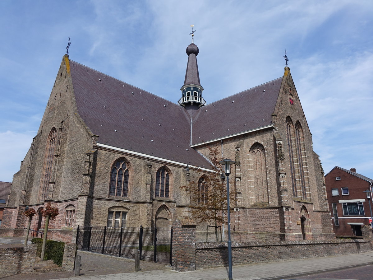 Waalwijk, Ref. Kirche, erbaut von 1450 bis 1520 (06.05.2016)