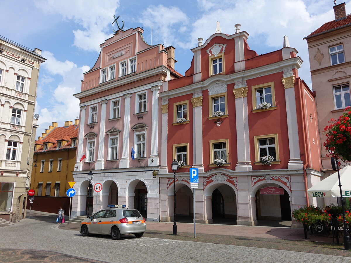 Walbrzych / Waldenburg, Giebelhuser am Rynek Platz (11.09.2021)