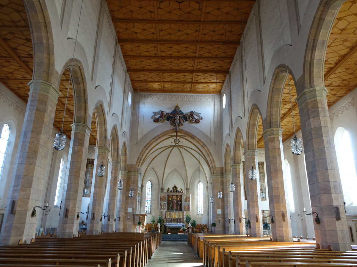 Waldkirchen, neugotischer Innenraum der Pfarrkirche St. Peter und Paul, erbaut von 1857 bis 1861 durch Leonhard Schmidtner (22.10.2018)