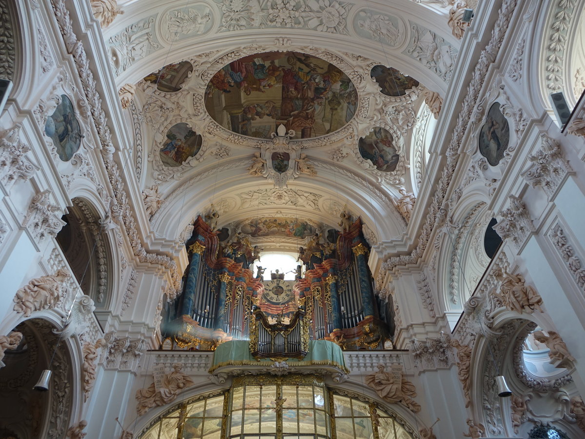 Waldsassen, Orgelprospekt von Konrad Brandenstein in der Klosterkirche Maria Himmelfahrt (22.04.2018)