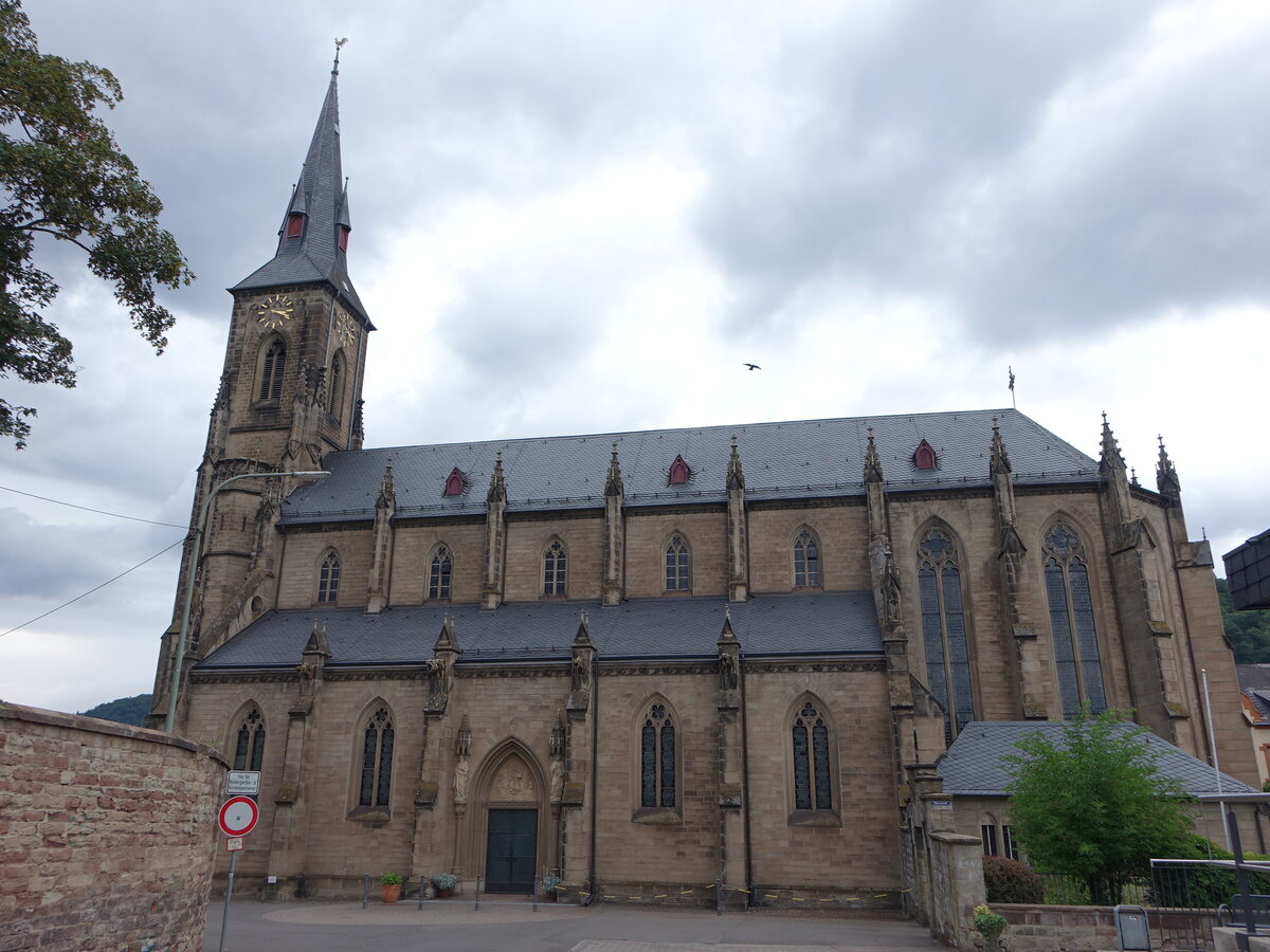 Wallerfangen, Pfarrkirche St. Katharina, erbaut von 1860 bis 1863 durch Franz Georg Himpler (15.07.2023)