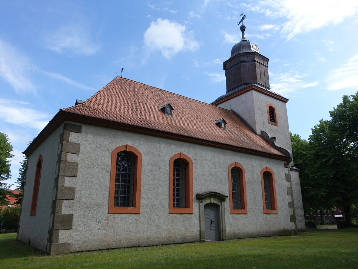 Warlitz, barocke evangelische St. Trinitatis Kirche, erbaut 1769 (21.06.2026)