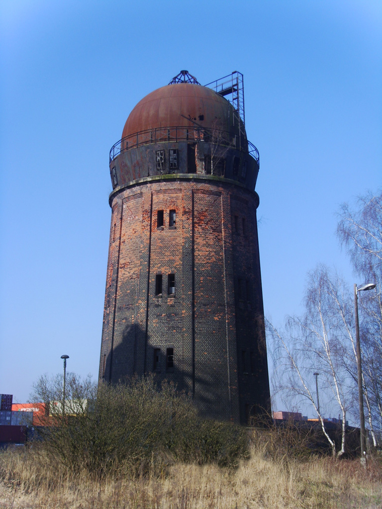 Wasserturm 1 Leipzig-Bahnbetriebswerk Wahren im April 2008