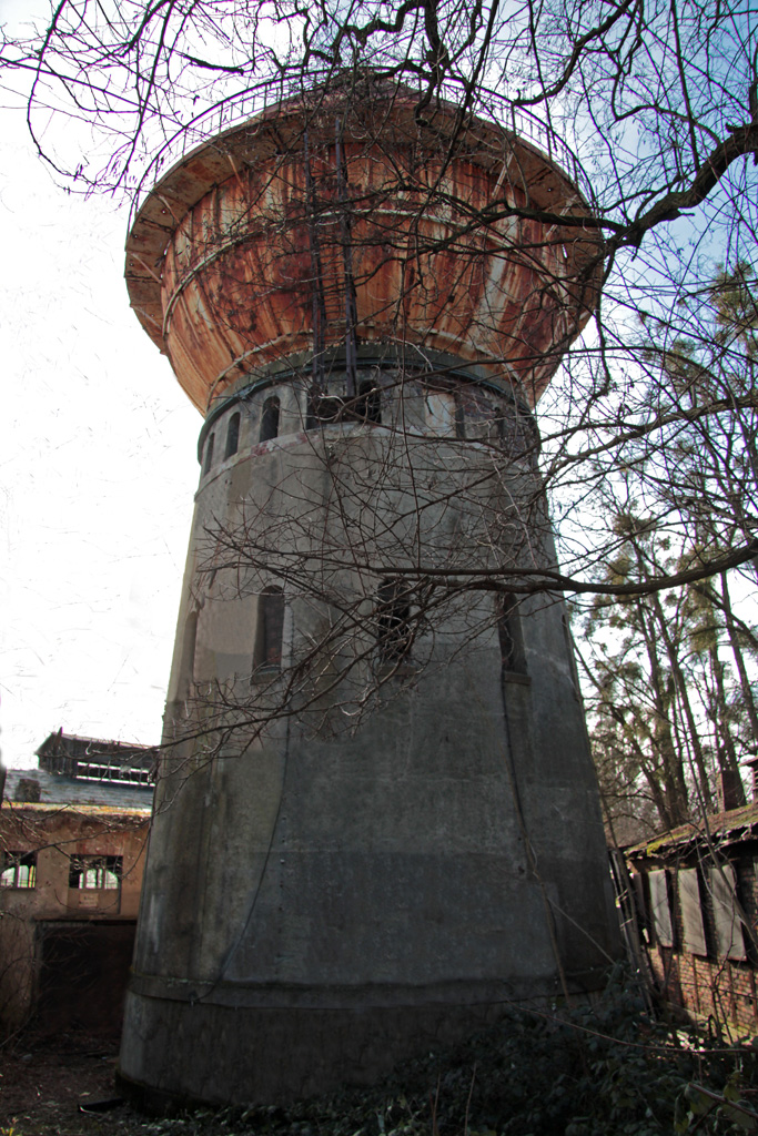 Wasserturm 2(Bauart Klnne)des ehem.Bahnbetriebswerkes Rolau im Februar 2014