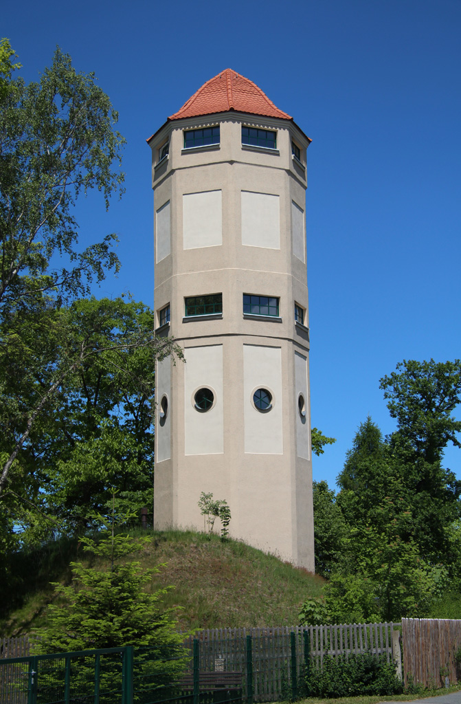 Wasserturm in Auerbach-Rebesgrün im Vogtland im Mai 2017.