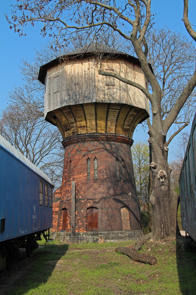 Wasserturm des ehem.Bahnbetriebswerkes Aschersleben im Mrz 2014