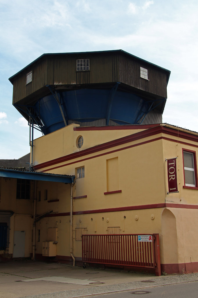 Wasserturm einer Papierfabrik in Lunzenau, August 2014