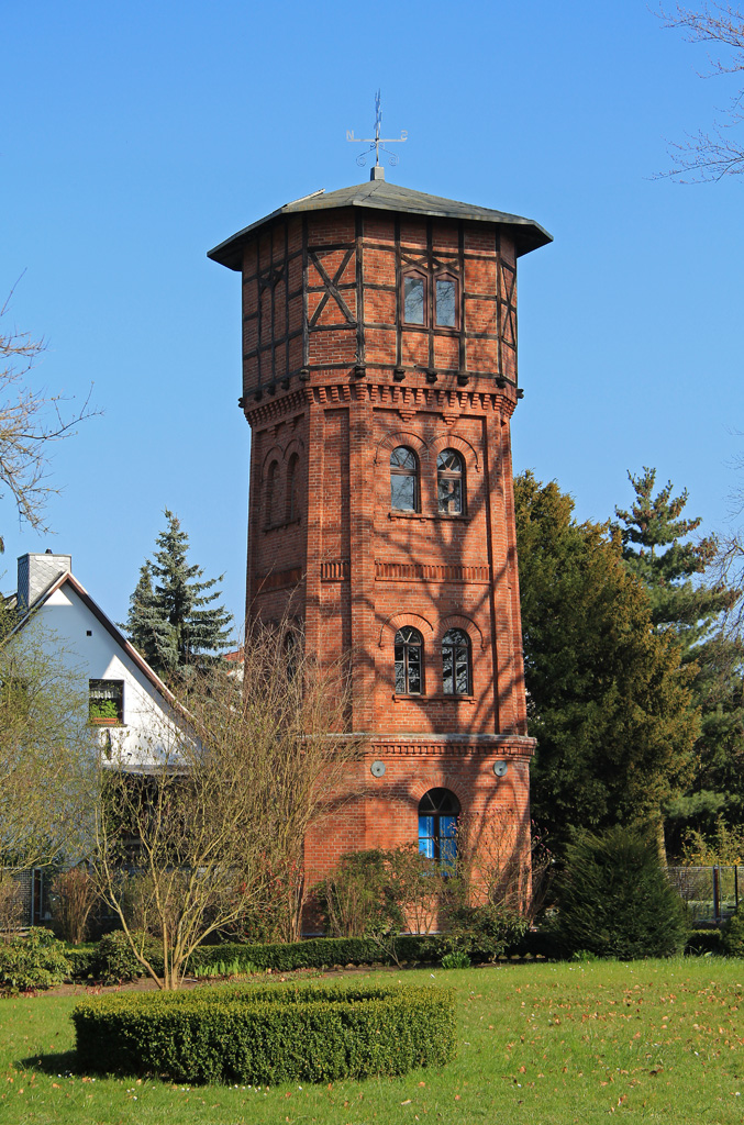 Wasserturm Zerbst, Schlopark, im Mrz 2014