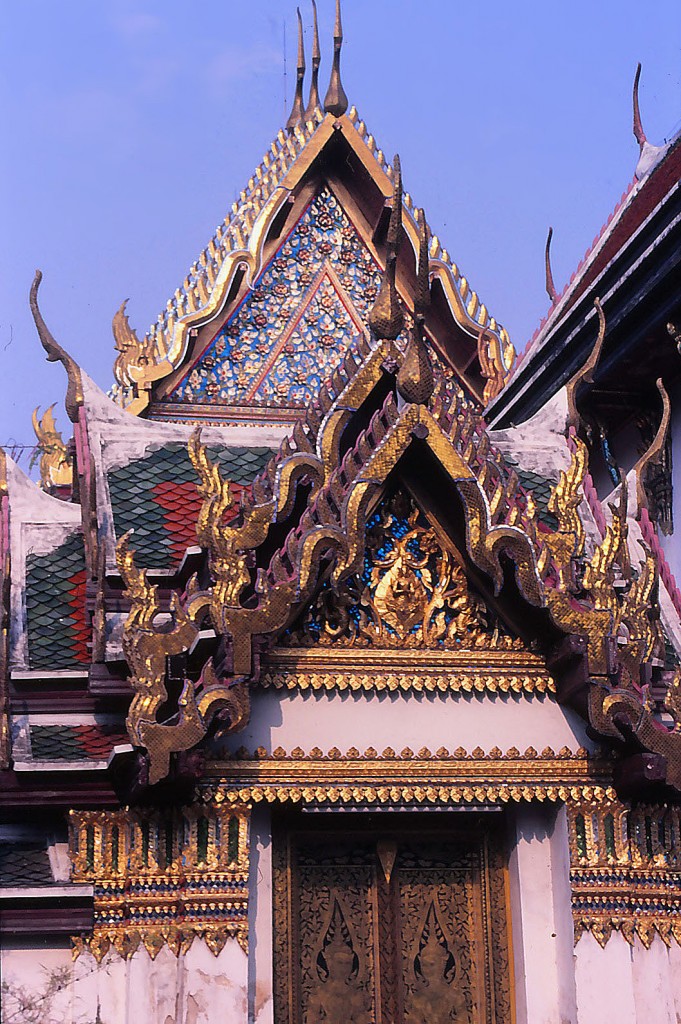 Wat Phra Kaeo in Bangkok. Aufnahme: Februar 1989 (Bild vom Dia).