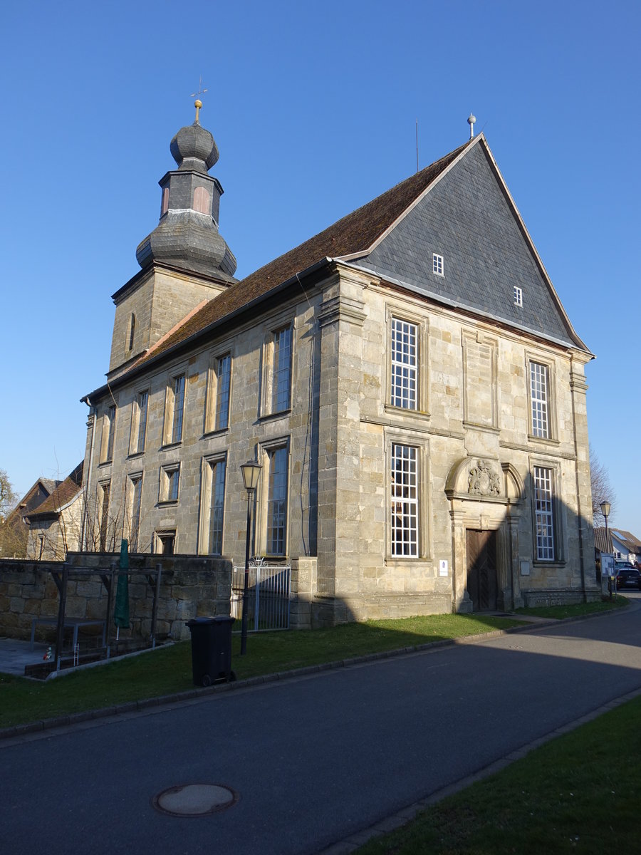 Watzendorf, Evangelisch-lutherische Marienkirche, Chorturm mittelalterlich, Kirchenschiff barock erbaut von 1729 bis 1733 (08.04.2018)