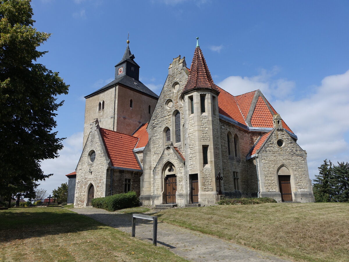 Watzum, evangelische Kirche, erbaut im 12. Jahrhundert (16.08.2025)
