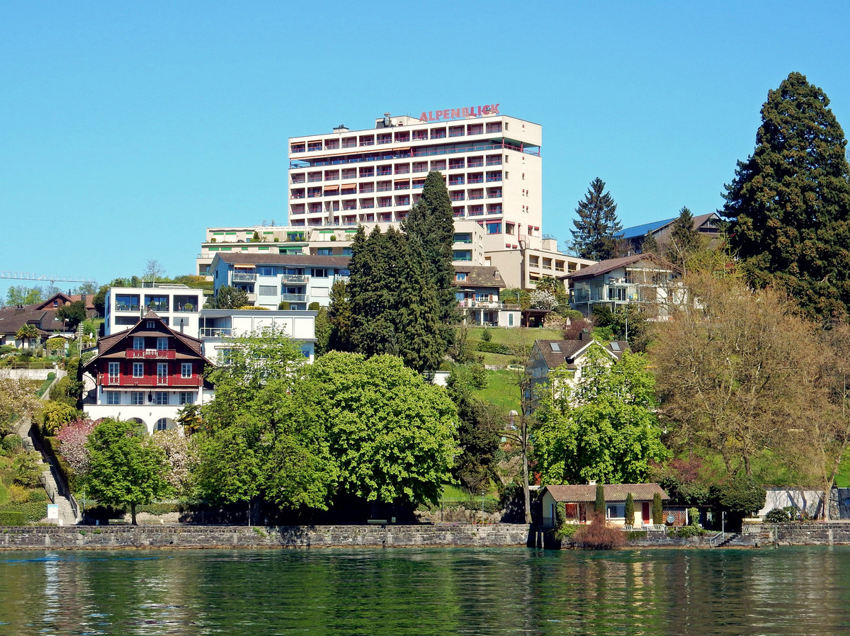 Weggis, Hotel Alpenblick an der Luzernerstrasse 31 - 22.04.2015