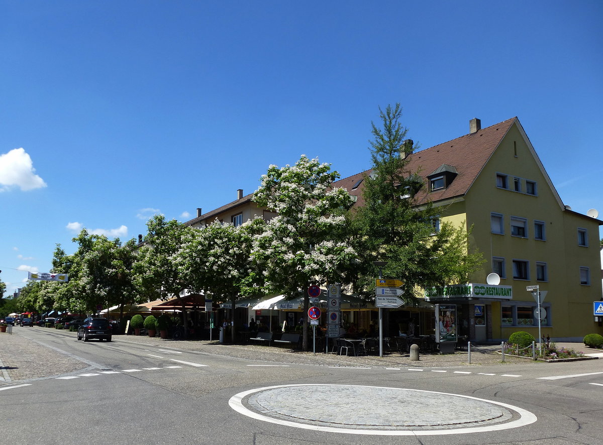 Weil am Rhein, Blick in die Hauptstrae, Juni 2016