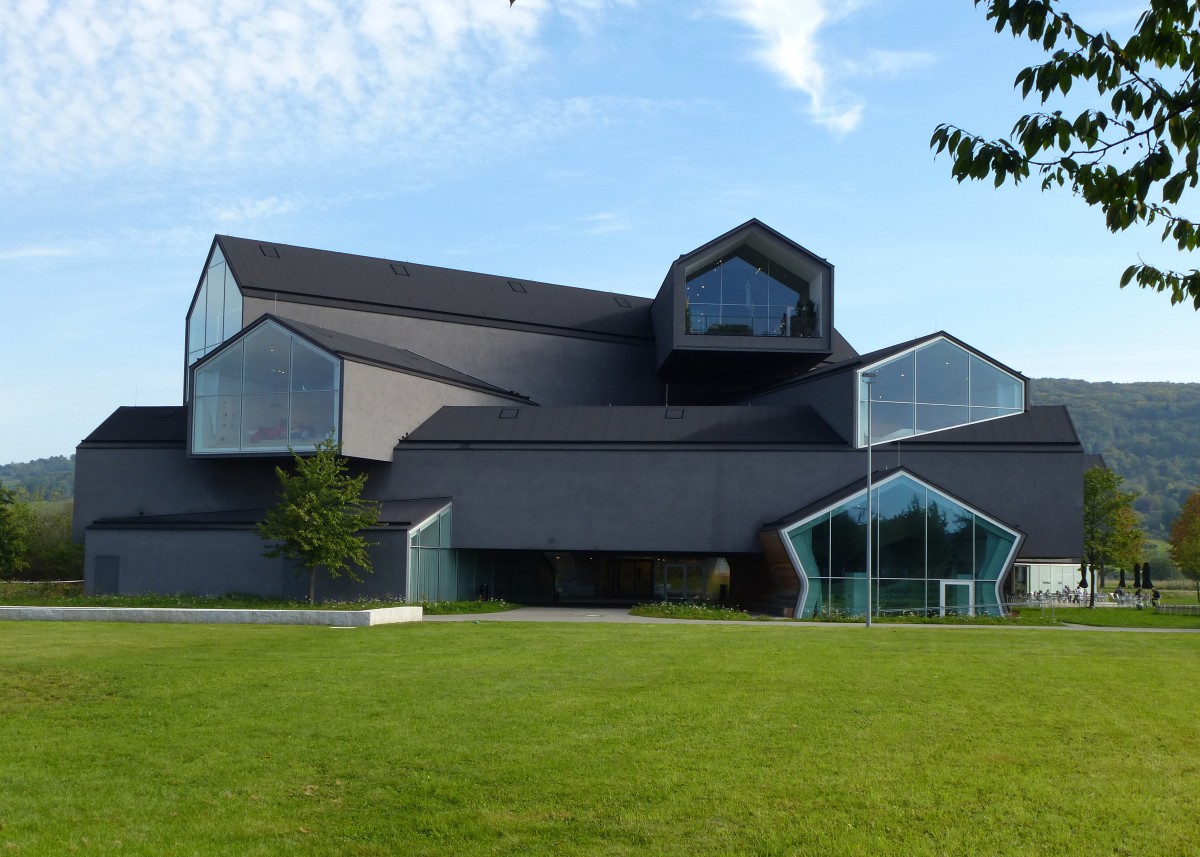 Weil am Rhein, das Vitra-Haus, aufgestellt 2010, Architekten Herzog & de Meuron, Sept.2014 