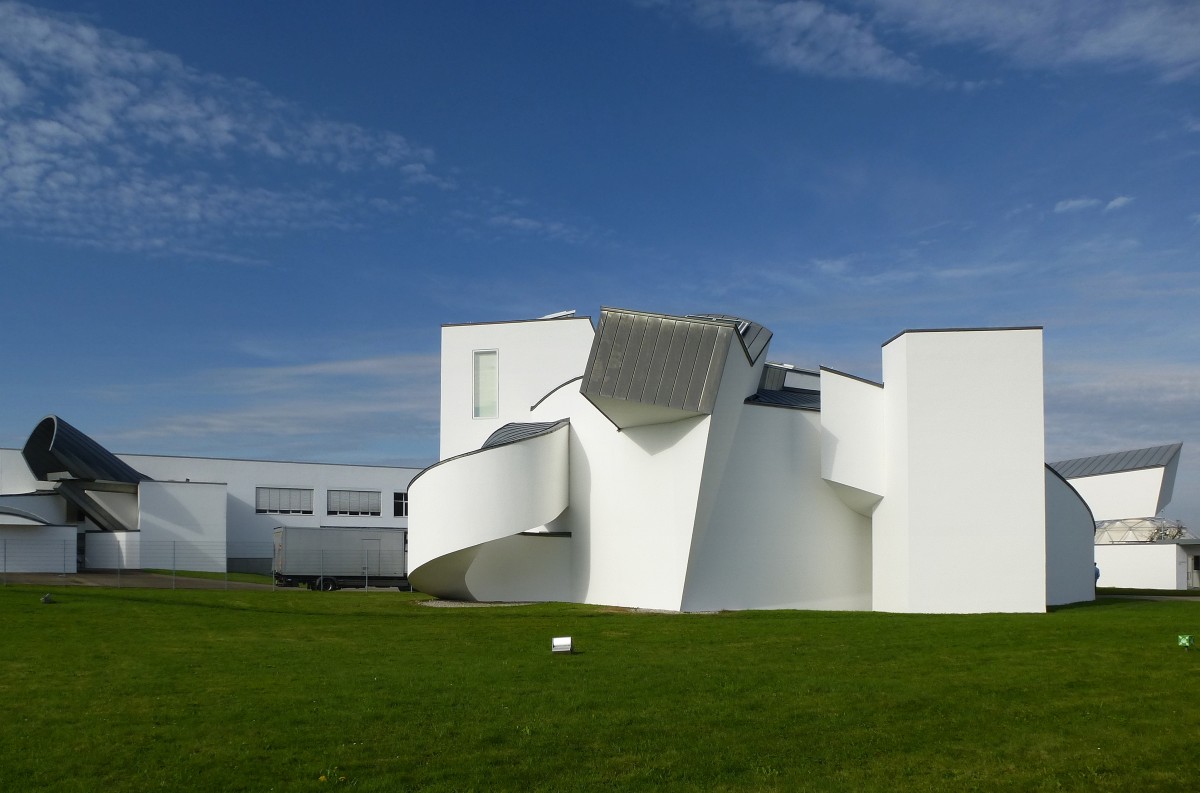 Weil am Rhein, das Vitra-Museum vom US-amerikanischen Architekt Frank Gehry, aufgestellt 1989, Sept.2014