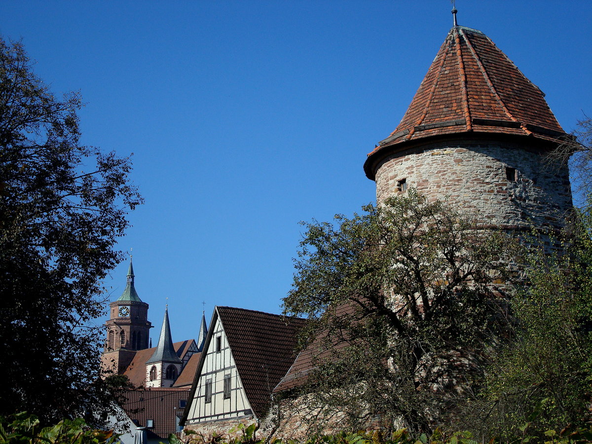 Weil der Stadt, Wehrturm an der Stadtmauer, Okt.2010