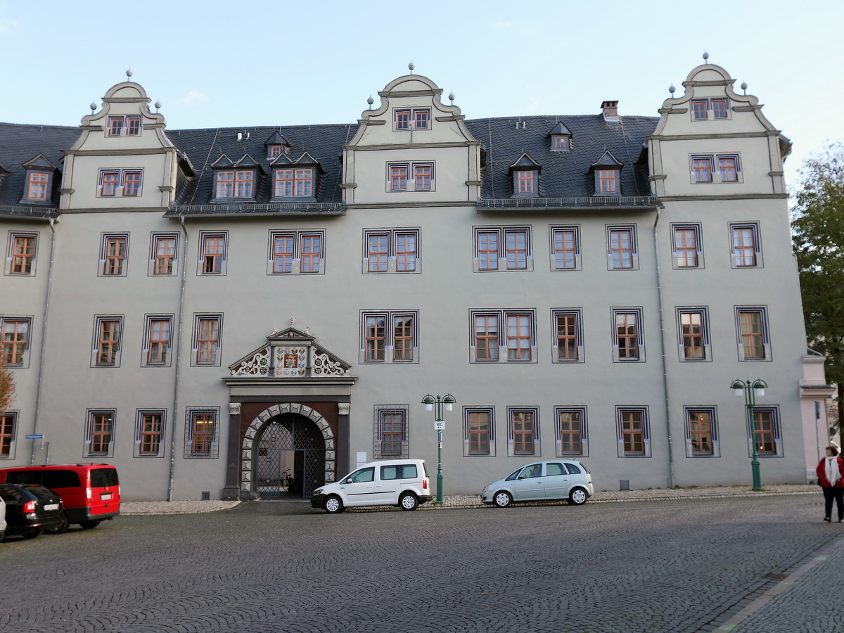 Weimar am 23. Oktober 2015, Eingang zum Studienzentrum der Herzogin Anna Amalia Bibliothek.