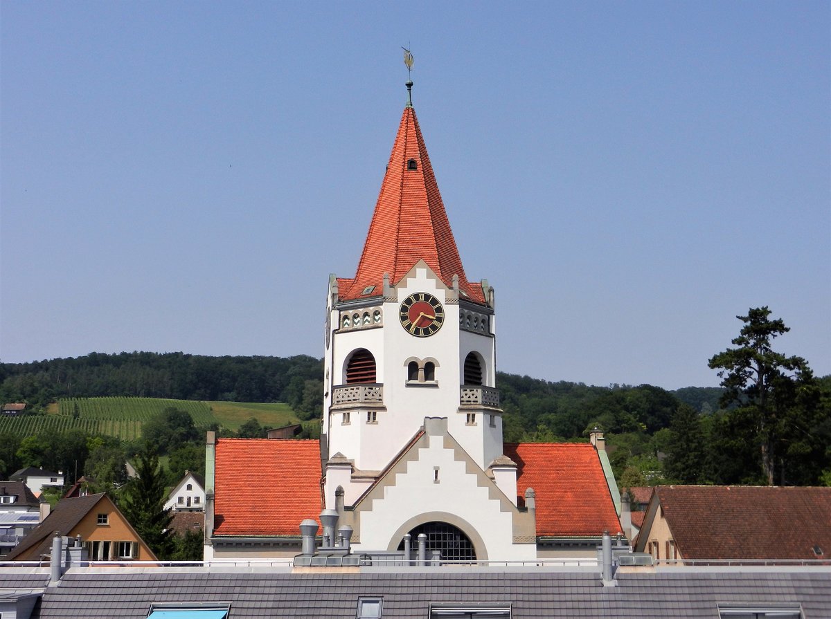 Weinfelden, Reformierte Kirche. Am 10. Mrz 1904 fand die Einweihung statt - 30.06.2012