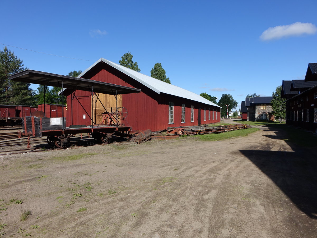 Werkhallen im Eisenbahnmuseum von Jdraas, Ockelbo (22.06.2017)