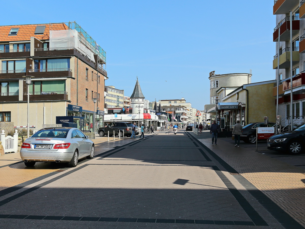 Westerland auf Sylt am 19. April 2018, Blick in Richtung City hier Blick  zur Strandstrasse.