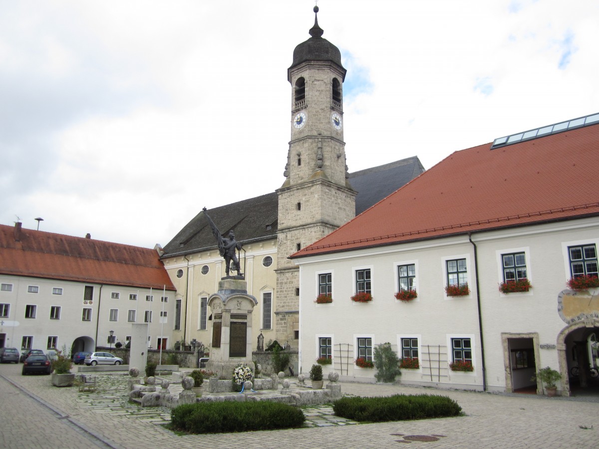 Weyarn, Klosterkirche St. Peter und Paul, erbaut von 1687 bis 1793 durch Abt Gelasius Harla, Baumeister Lorenzo Sciasa (06.10.2013)