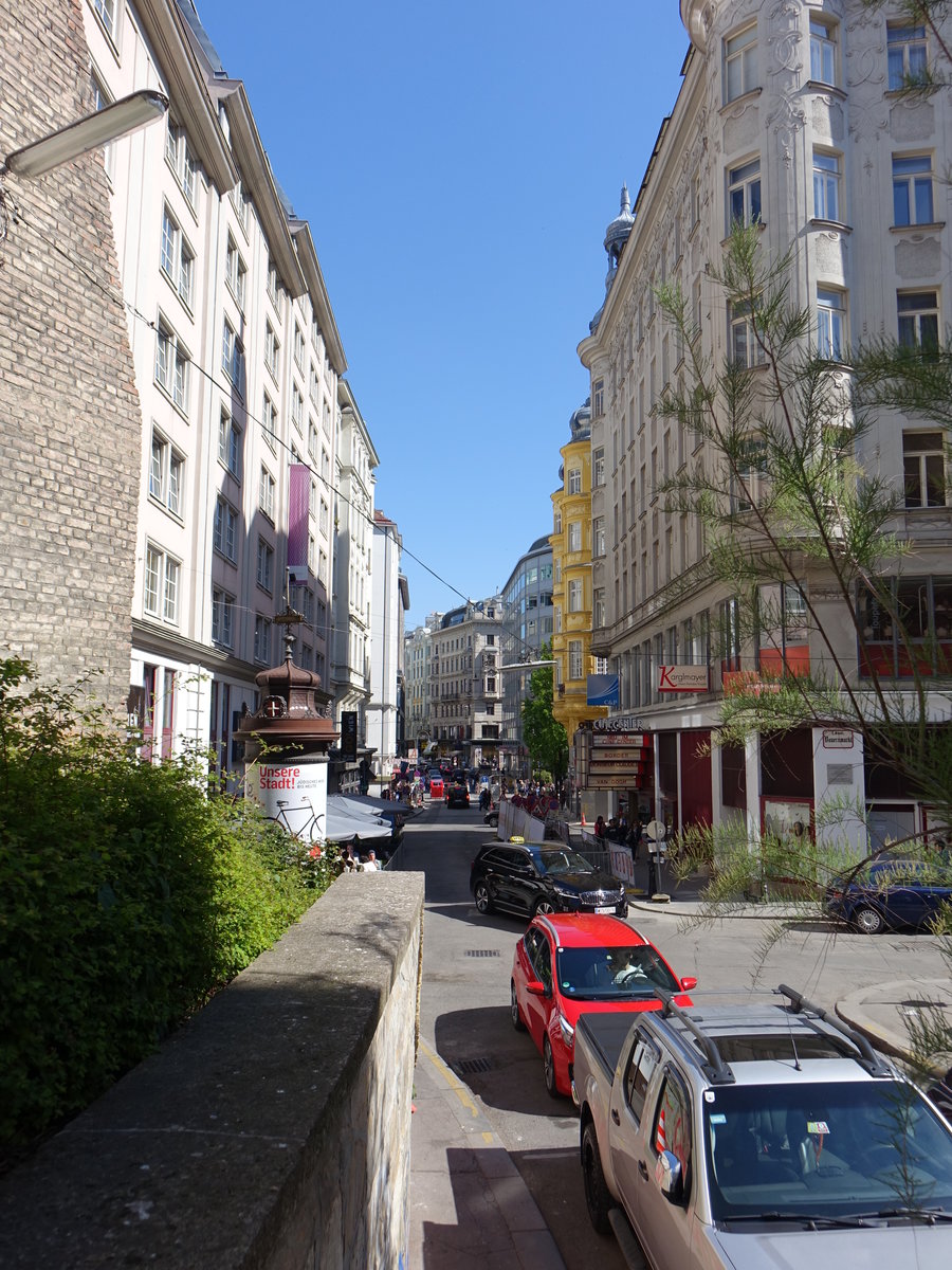 Wien, Ausblick von der Jerusalemstiege auf den Fleischmarkt im 1. Bezirk (20.04.2019)