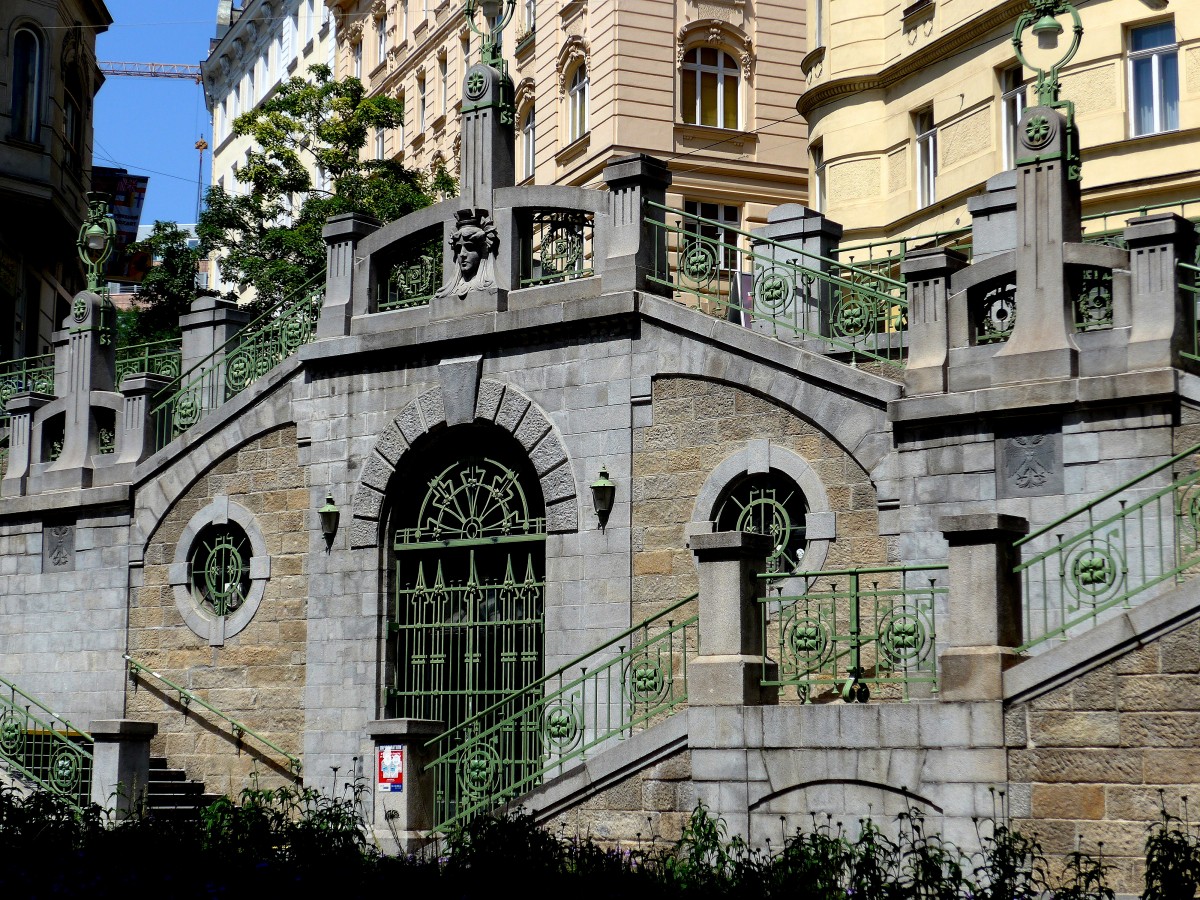 Wien, Fillgrader Stiege am Mittag des 11. Juni 2014.