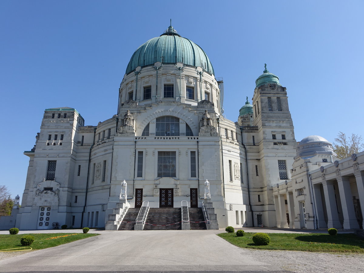 Wien, Friedhofskirche zum heiligen Karl Borromus, erbaut von 1908 bis 1911 nach Entwrfen des Architekten Max Hegele (21.04.2019)