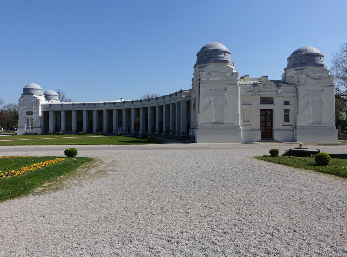 Wien, Neue Arkaden im Zentralfriedhof, 11. Bezirk Simmering (21.04.2019)