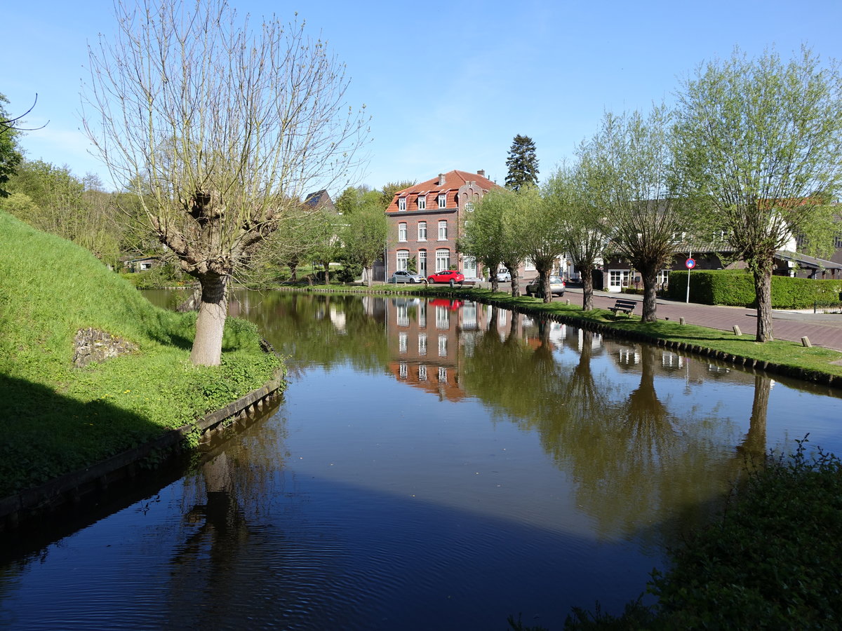 Wijnandsrade, Huser an der Krnerstraat (05.05.2016)