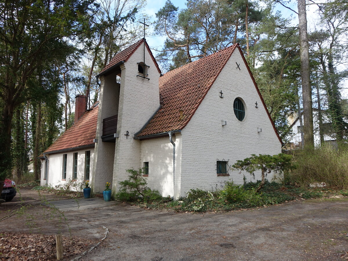 Wilhelmshorst, evangelische Kirche, erbaut von 1936 bis 1937 nach einem Entwurf von Winfried Wendland (07.04.2026)
